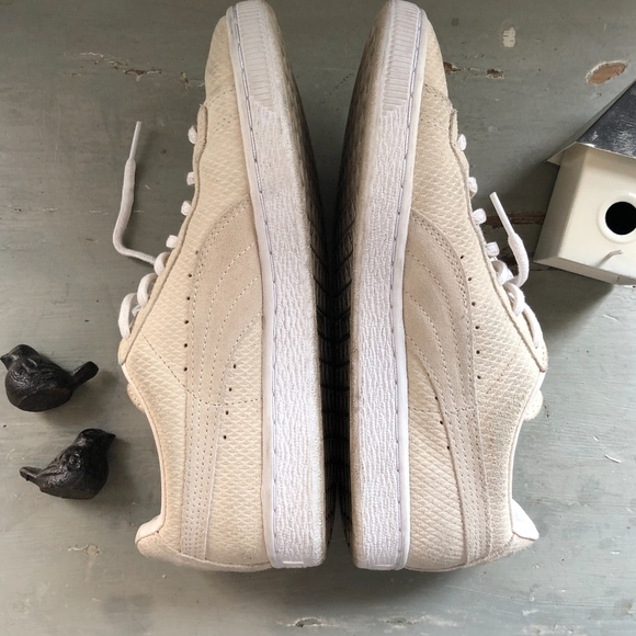 PUMA Cream SUEDE WINTERIZED CLASSIC LO SNEAKER 7 - Picture 3 of 8
